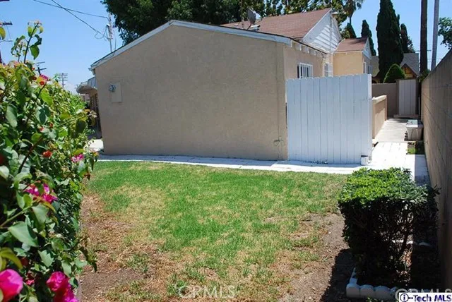 1827 Thurman Avenue, Los Angeles, California 90019