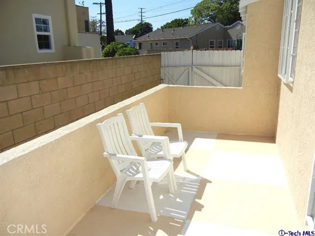 1827 Thurman Avenue, Los Angeles, California 90019