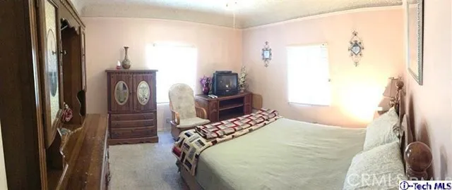 1827 Thurman Avenue, Los Angeles, California 90019