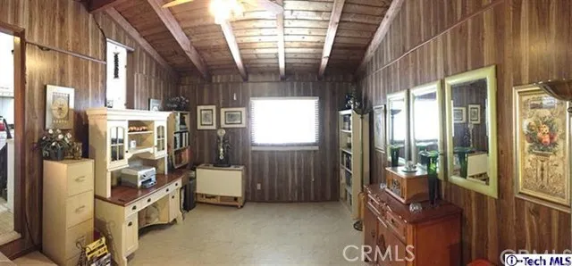 1827 Thurman Avenue, Los Angeles, California 90019