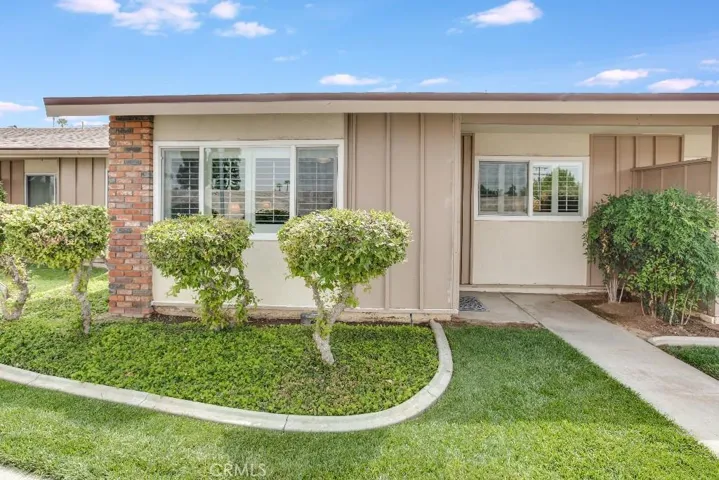 22733 B Palm Avenue B, Grand Terrace, California 92313