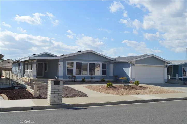 1637 Brentwood Way, Hemet, California 92545