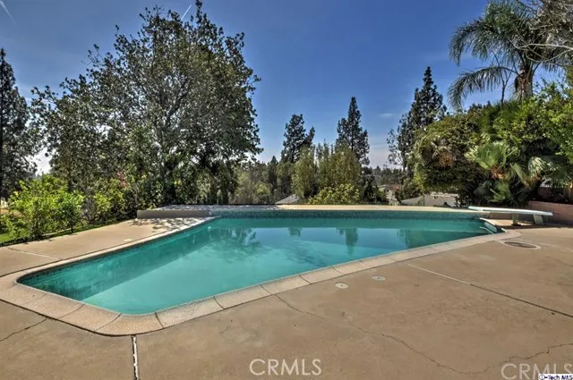 18830 Kilfinan Street, Northridge, California 91326