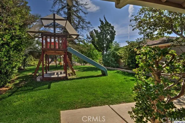 18830 Kilfinan Street, Northridge, California 91326