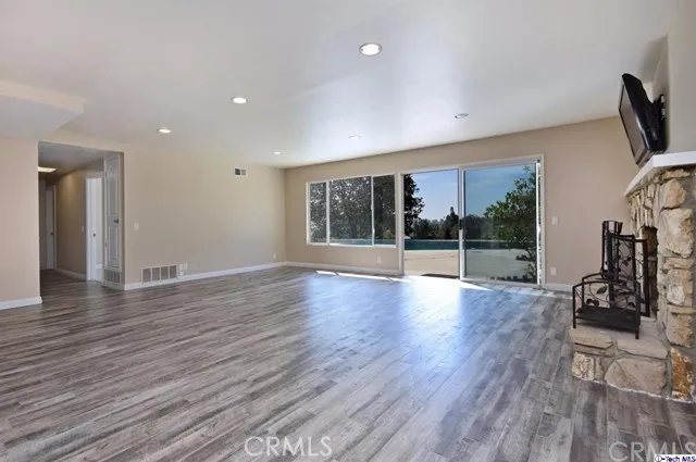 18830 Kilfinan Street, Northridge, California 91326