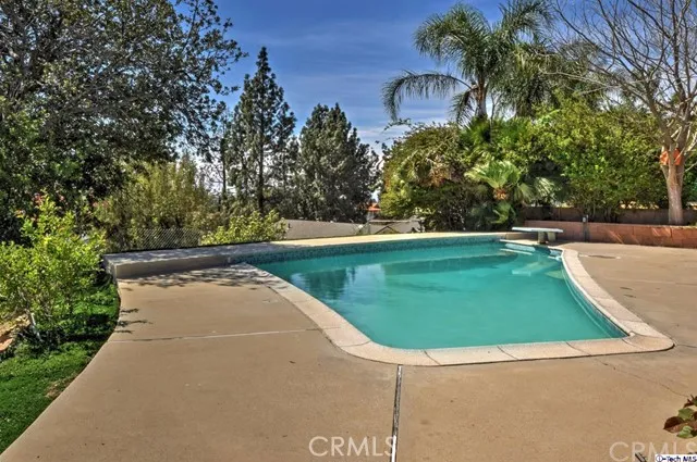 18830 Kilfinan Street, Northridge, California 91326