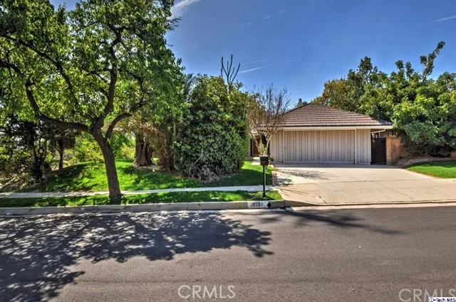 18830 Kilfinan Street, Northridge, California 91326