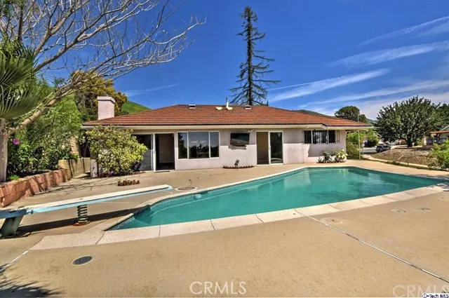 18830 Kilfinan Street, Northridge, California 91326