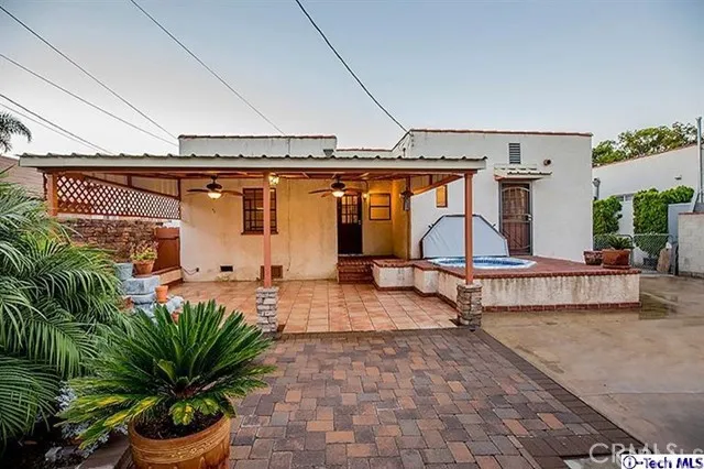 532 South Street, Glendale, California 91202