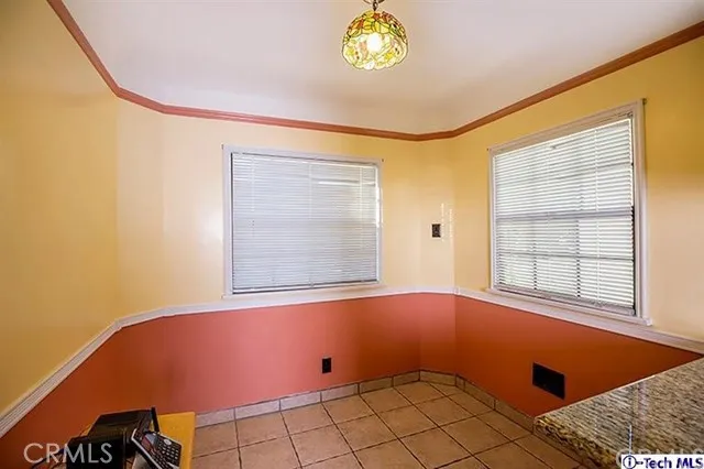 532 South Street, Glendale, California 91202