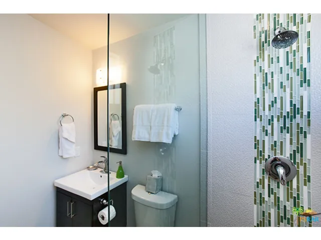 Casita Bath