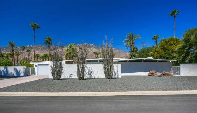207 Debby Dr Palm Springs-small-003-024-