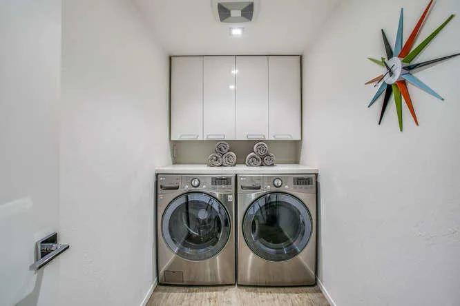 207 Debby Dr Palm Springs-small-044-063-