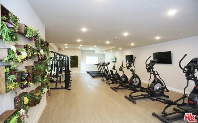 837 S Harvard 110, Los Angeles, California 90005