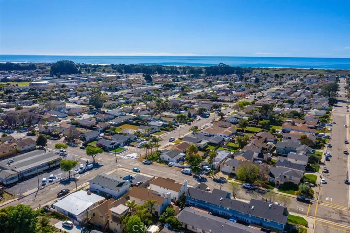 553 S 12th Street, Grover Beach, California 93433