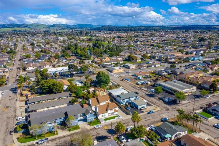 553 S 12th Street, Grover Beach, California 93433