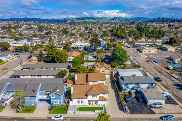 553 S 12th Street, Grover Beach, California 93433