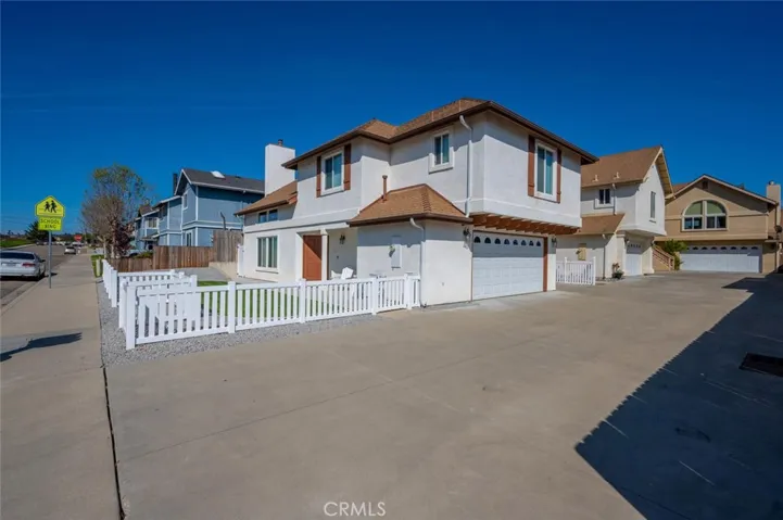 553 S 12th Street, Grover Beach, California 93433