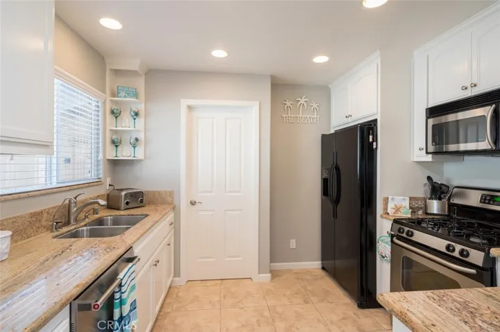 553 S 12th Street, Grover Beach, California 93433