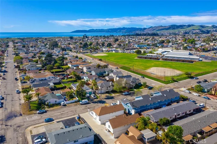 553 S 12th Street, Grover Beach, California 93433