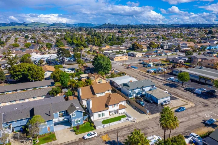 553 S 12th Street, Grover Beach, California 93433