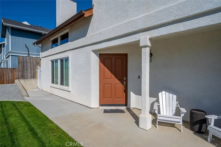 553 S 12th Street, Grover Beach, California 93433