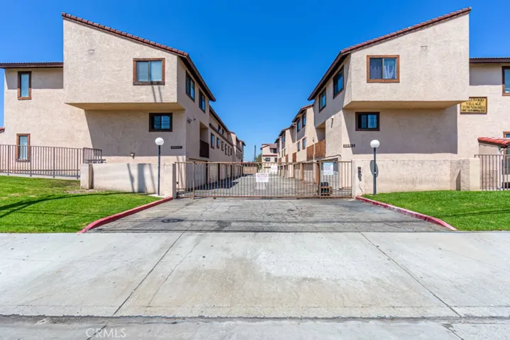 Front Entry to Lakewood Village