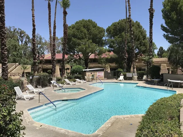Pool 4. IMG_4604