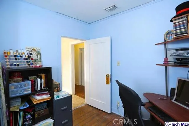 5068 San Rafael Avenue, Highland Park, California 90042