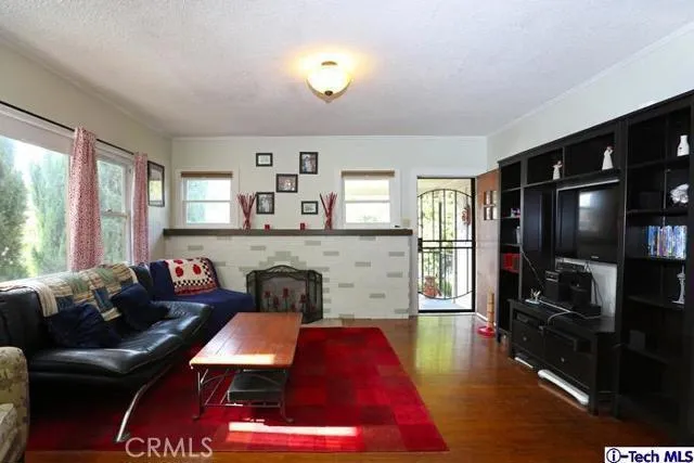 5068 San Rafael Avenue, Highland Park, California 90042
