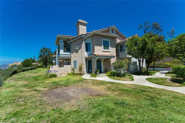 1065 S Daybreak Court, Anaheim Hills, California 92808