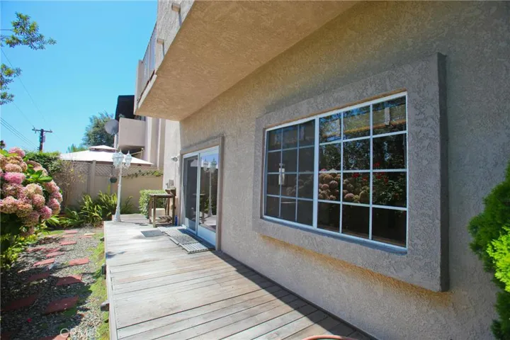 118 S Prospect Avenue B, Redondo Beach, California 90277