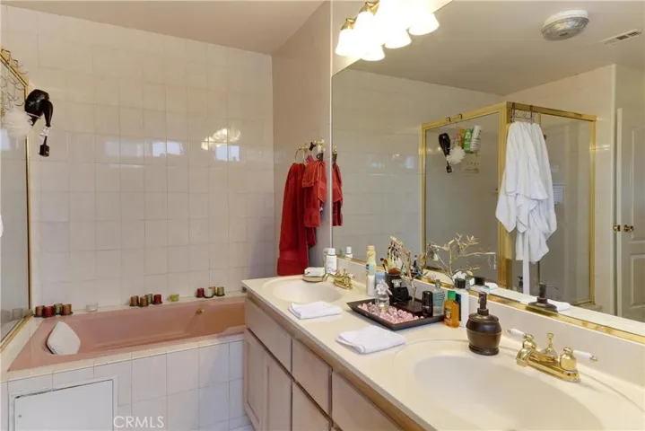 118 S Prospect Avenue B, Redondo Beach, California 90277