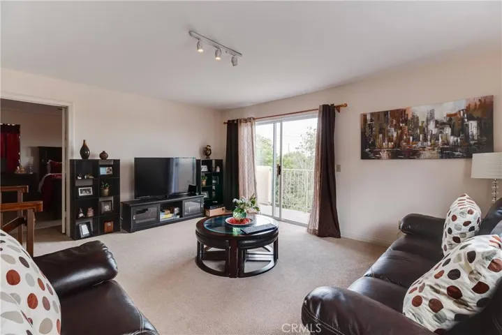 118 S Prospect Avenue B, Redondo Beach, California 90277