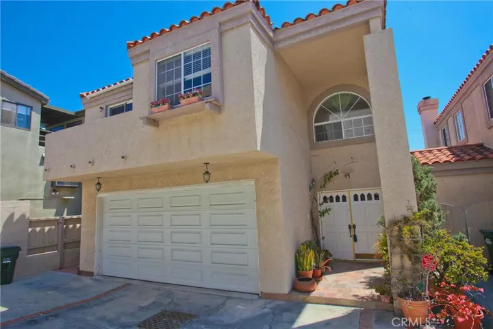 118 S Prospect Avenue B, Redondo Beach, California 90277
