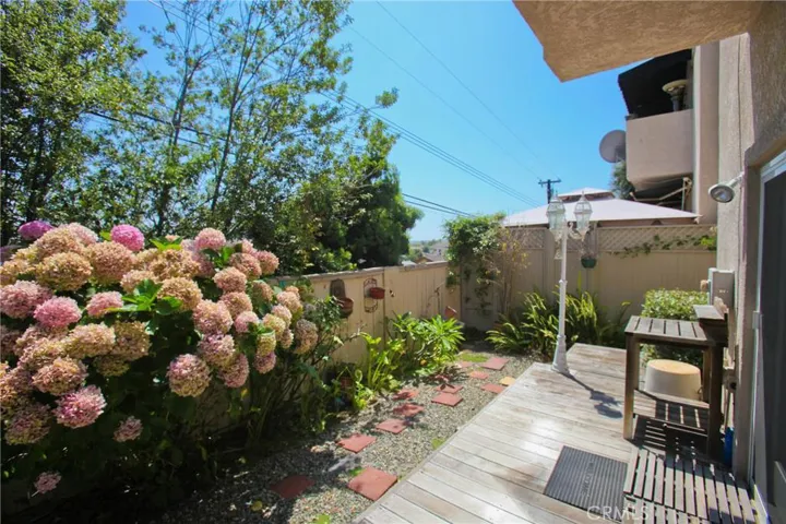 118 S Prospect Avenue B, Redondo Beach, California 90277