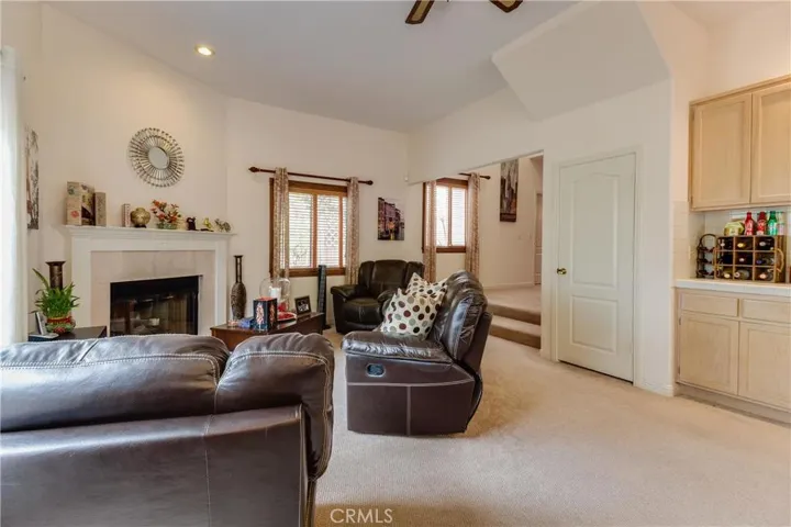 118 S Prospect Avenue B, Redondo Beach, California 90277