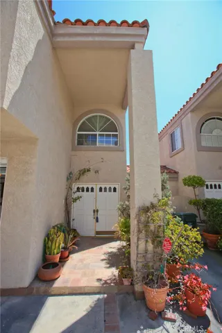 118 S Prospect Avenue B, Redondo Beach, California 90277