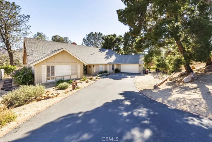 54945 Yucca Trail, Yucca Valley, California 92284