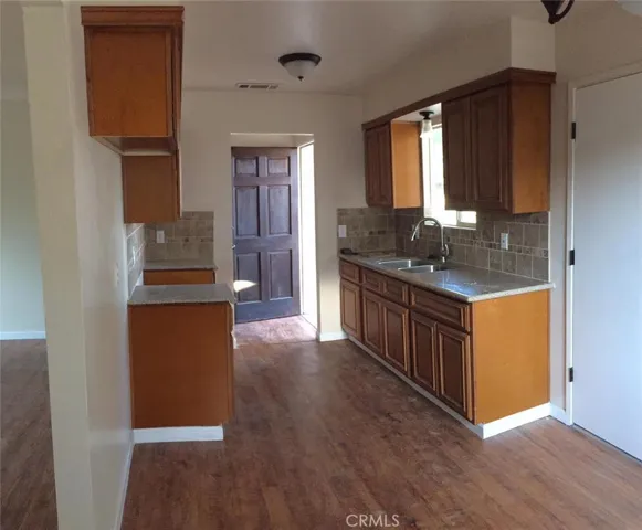 1119 E Kennedy Street, Madera, California 93638