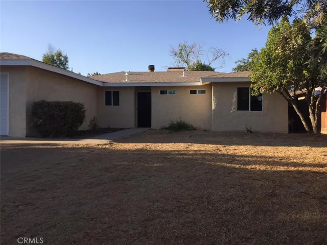 1119 E Kennedy Street, Madera, California 93638