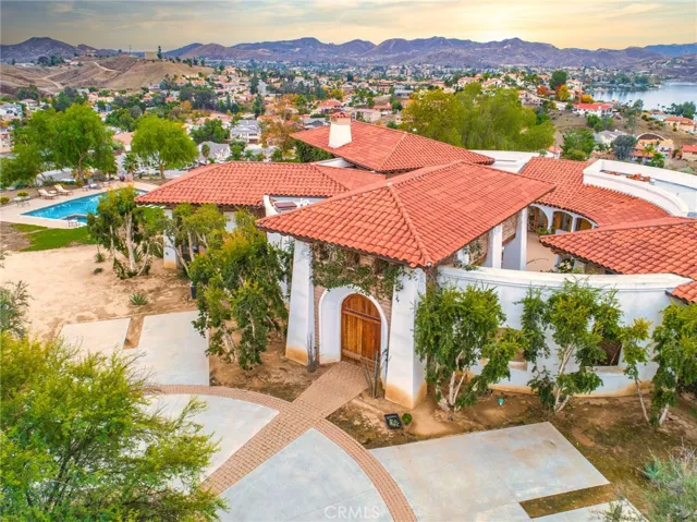 29035 Yosemite Place, Canyon Lake, California 92587