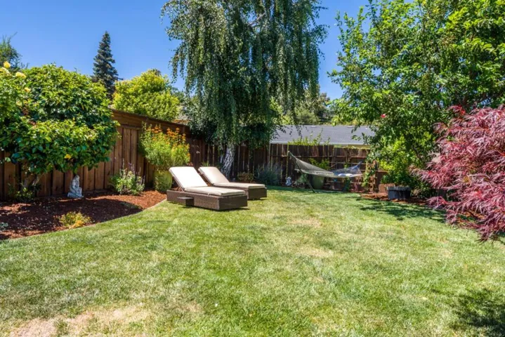147 Rockridge Road, San Carlos, California 94070
