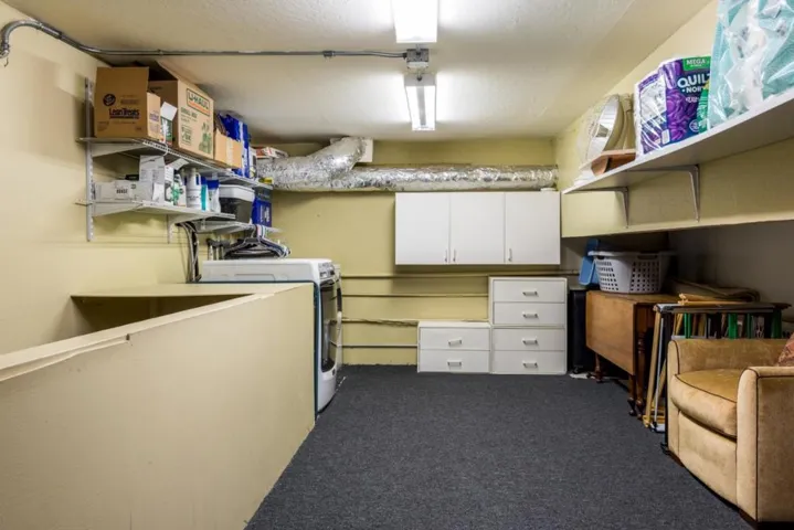 147 Rockridge Road, San Carlos, California 94070