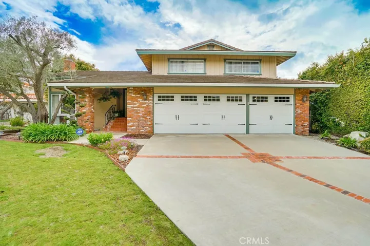 29335 Stadia Hill Lane, Rancho Palos Verdes, California 90275