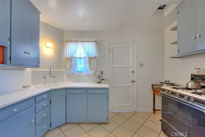 616 W 28th Street, San Bernardino, California 92405