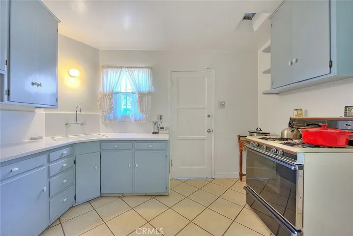616 W 28th Street, San Bernardino, California 92405