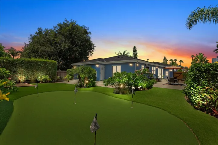 20062 Bayview Avenue, Newport Beach, California 92660