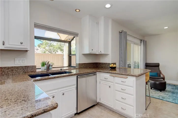 9 Raven Hill Lane, Laguna Hills, California 92653