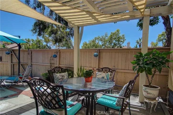 9 Raven Hill Lane, Laguna Hills, California 92653